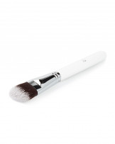 ilū 113 Flach Foundation Pinsel