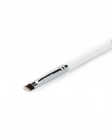 ilū 513 Angled Eyeliner Brush