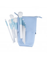 ilū basic Set of 9 make-up brushes + case, Blue