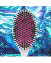 ilū Hair brush with vegan bristles and ballpoint pins