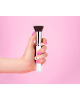 ilū 101 Flach Top Kabuki Foundation Pinsel